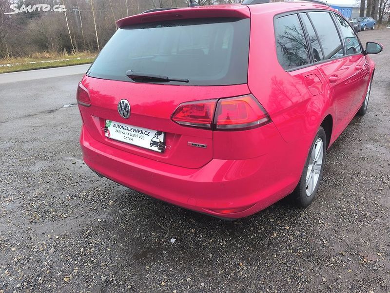 Volkswagen Golf 2.0TDI4X4,VÝBAVA,KRÁSNÝ,SERVIS - fotka 4 z 49