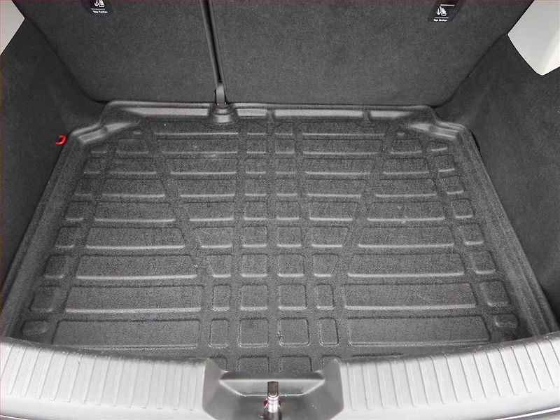 Seat Leon (2013) 1.6 TDI, po STK, jezdí výborně - fotka 13 z 15