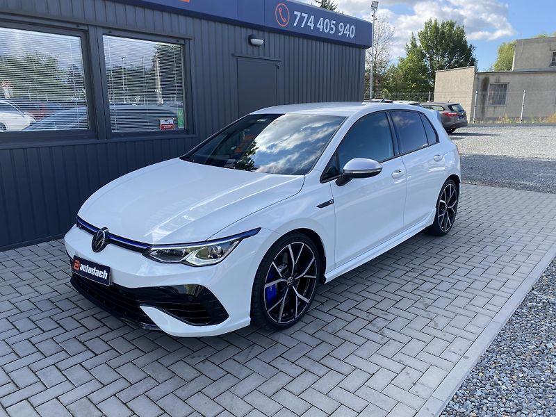 Volkswagen Golf 2.0 TSI 235kW-R-PERFORMANCE - fotka 2 z 41
