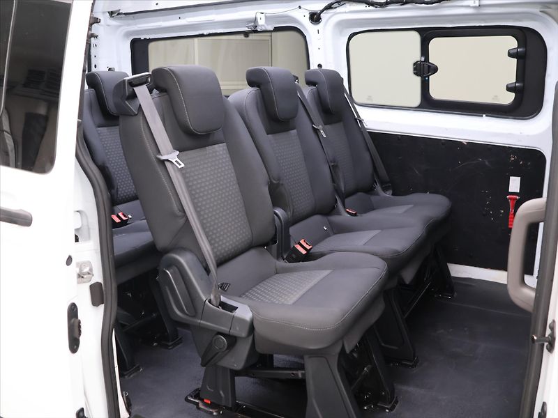 Ford Transit Custom 2,0 EcoBlue 95kW DPH CZ - fotka 11 z 28