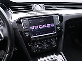 Volkswagen Passat 2,0 TSI 206kW R-line Highline - náhled 26