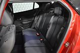 Peugeot 2008 (2021) 1.2PT 130k Allure TOP stav - náhled 17
