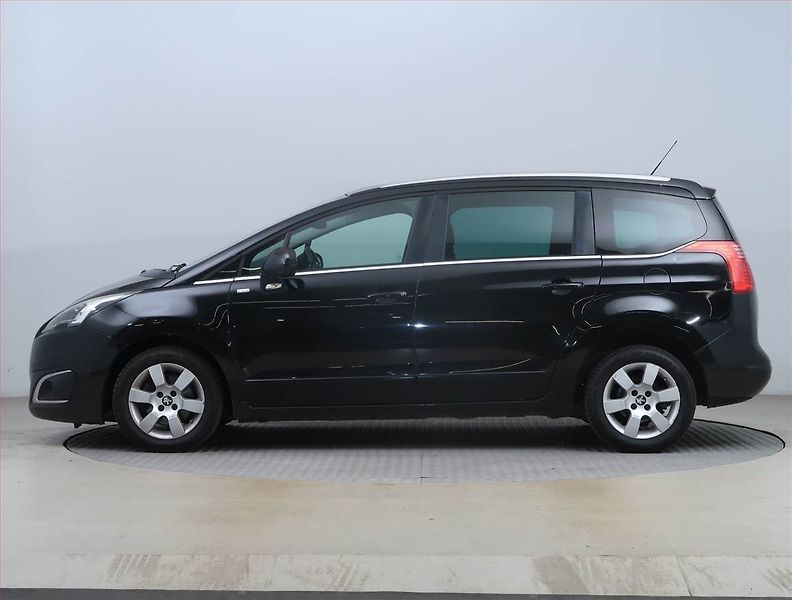 Peugeot 5008 (2016) 1.6 BlueHDi, nová STK - fotka 3 z 19