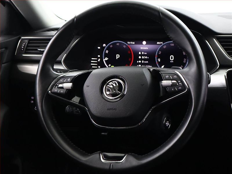 Škoda Superb (2022) Ambition 2.0 TDI, Automat - fotka 13 z 16