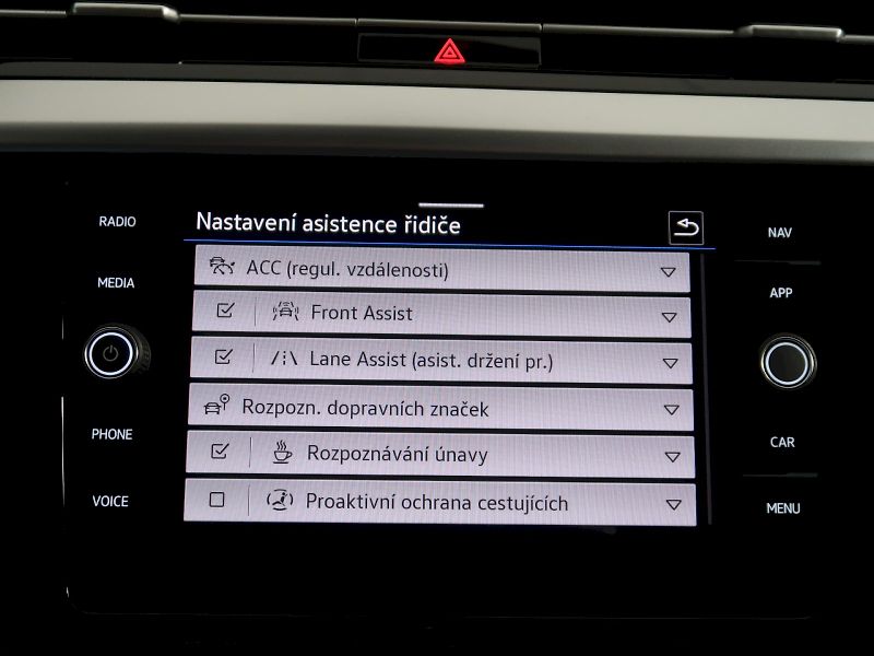 Volkswagen Arteon Shooting Brake (2022) R-LINE 2.0TDI 147KW 4x4 DSG - fotka 29 z 41