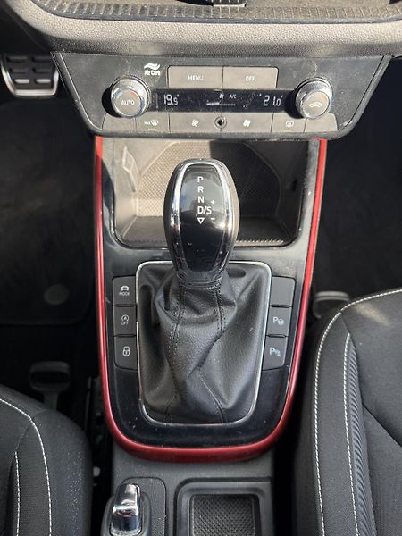 Škoda Fabia Monte Carlo 1.0 TSI 85 kW - fotka 22 z 26