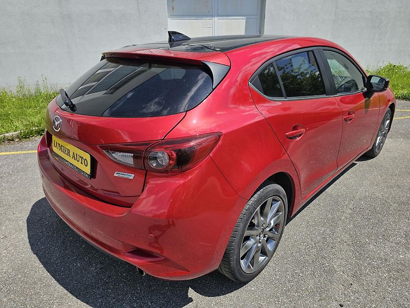 Mazda 3 (2018) 2.0i, NAVI - fotka 5 z 28