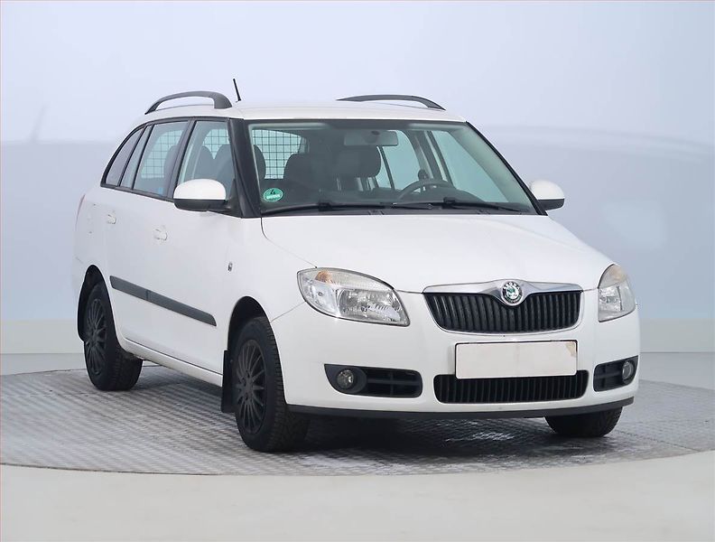 Škoda Fabia (2008) Ambition 1.2 12V, Serv.kniha - fotka 1 z 14