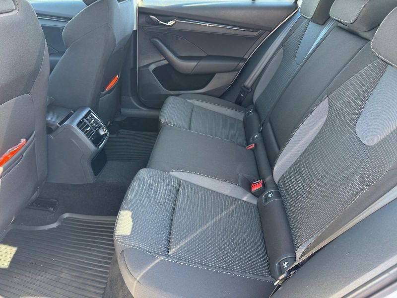 Škoda Octavia (2023) AMBITION 2.0TDI 110kW CZ DPH - fotka 8 z 11