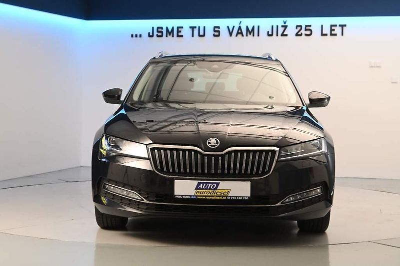 Škoda Superb (2022) 2.0 STYLE 147 KW DSG MATRIX LE - fotka 3 z 35