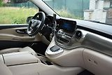 Mercedes-Benz Třídy V (2023) 300d AMG 4Matic REZERVACE - náhled 7