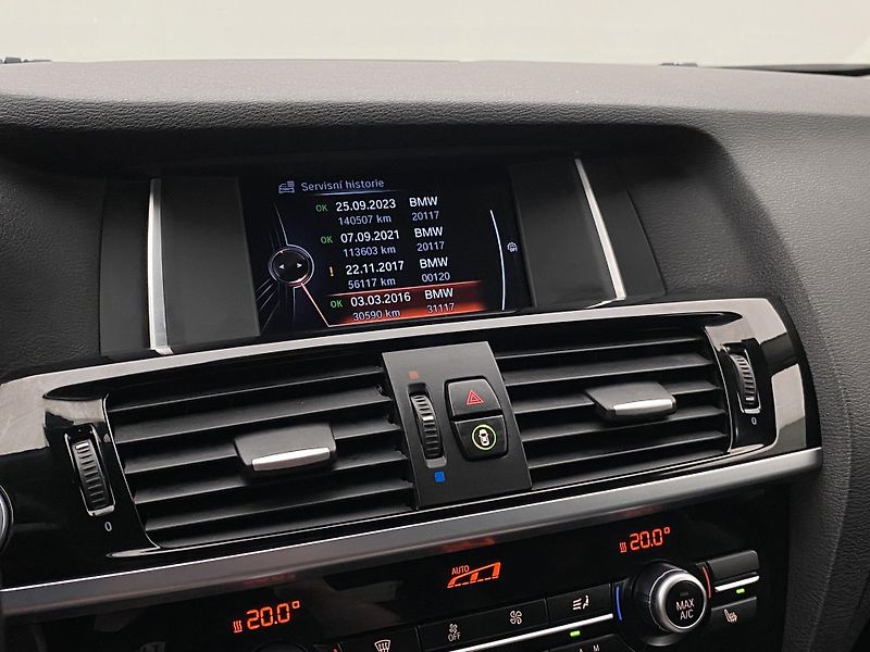 BMW X3 XDRIVE 20d AUT  - fotka 50 z 56
