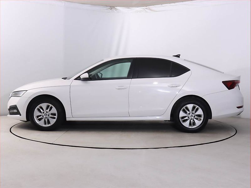 Škoda Octavia (2021) 2.0 TDI, Serv.kniha, Tempomat - fotka 3 z 21