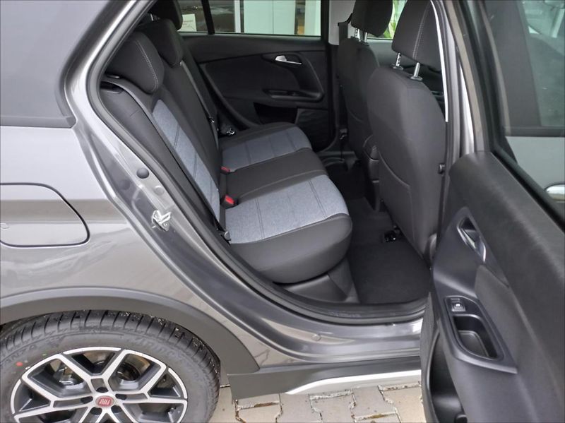 Fiat Tipo 1,0 FireFly 100k  SW Cross Hig - fotka 10 z 14