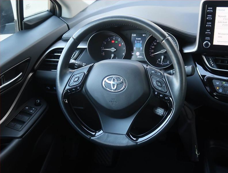 Toyota C-HR (2021) 1.2 Turbo, Serv.kniha - fotka 15 z 20