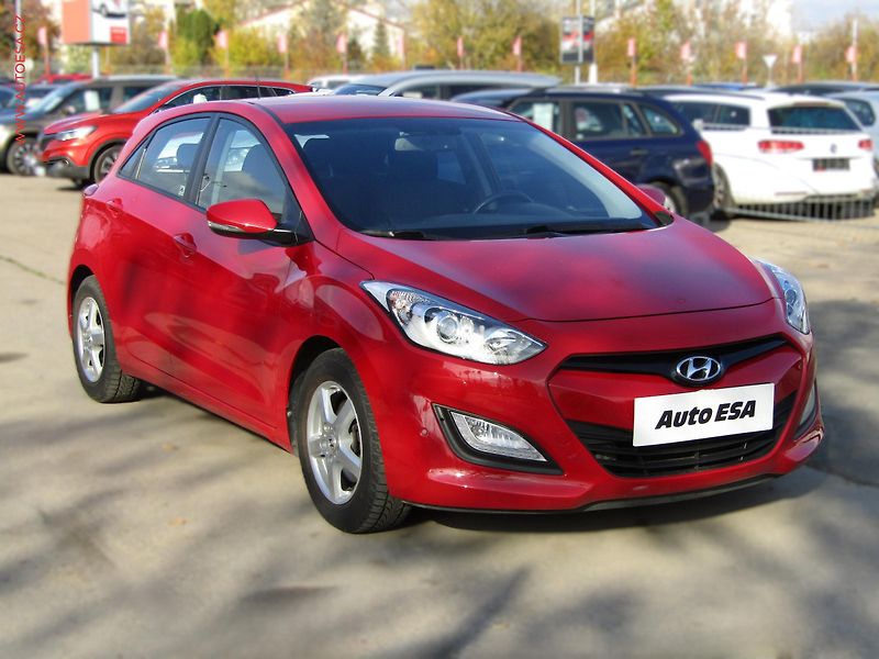 Hyundai i30 (2012) 1.6GDi, 2.maj,ČR, Trikolor - fotografie inzerátu