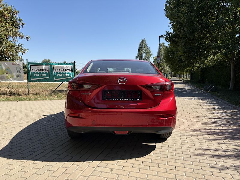 Mazda 3 2.0 SKYACTIV Challenge - fotka 9 z 29