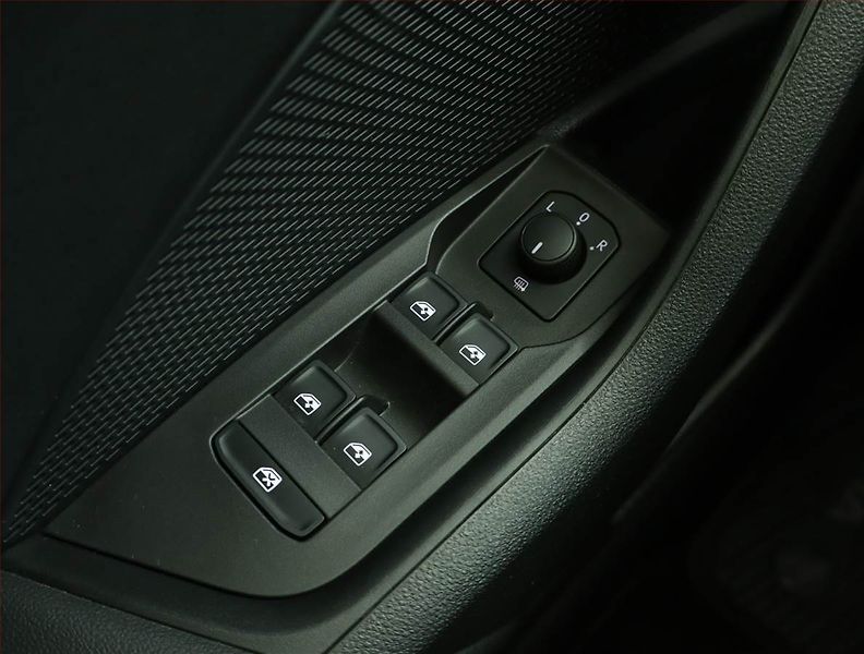 Škoda Octavia (2022) Ambition 2.0 TDI, ČR,1.maj - fotka 14 z 15