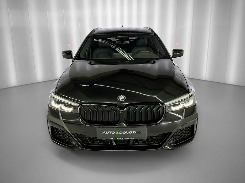 BMW Řada 5 530d 210 KW xDrive M-PAKET, M- - fotka 3 z 31