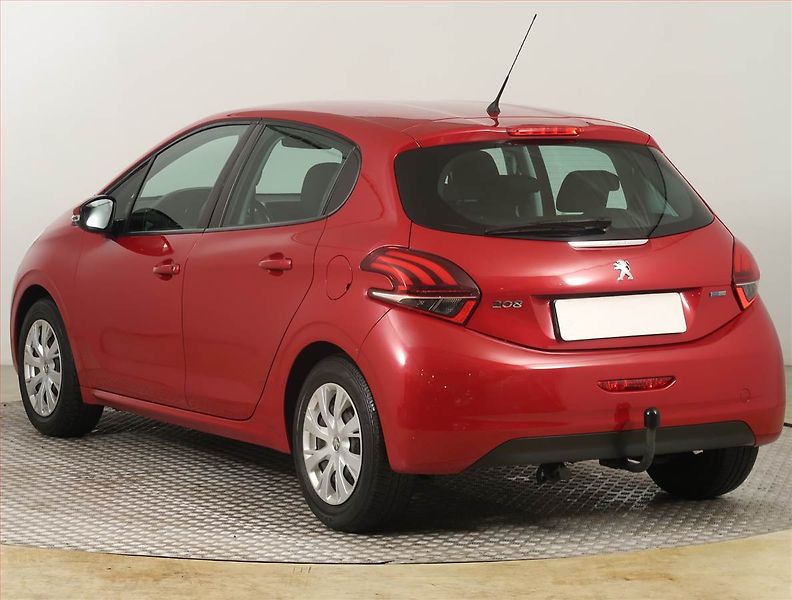 Peugeot 208 (2017) 1.2 PureTech, ČR,1.maj - fotka 4 z 15