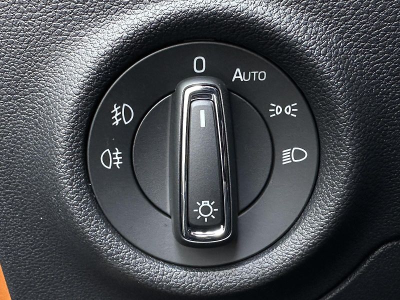 Škoda Kamiq 1.5TSi DSG Monte Carlo 150PS M - fotka 13 z 33