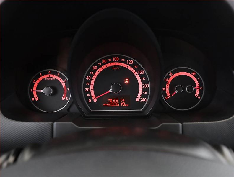 Kia Ceed (2011) 1.6 CVVT, po STK, Tažné - fotka 9 z 13
