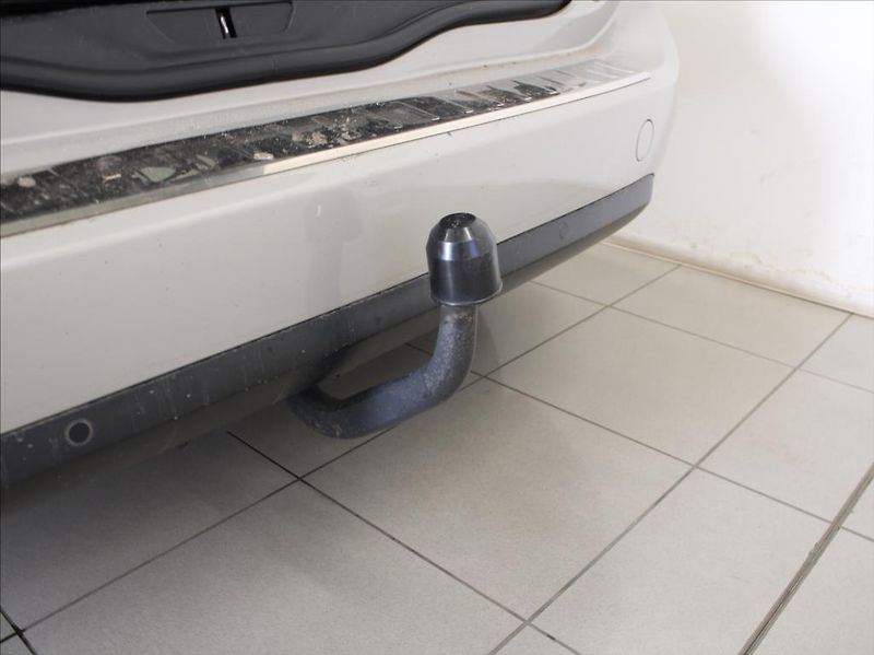 Citroën C4 SpaceTourer 2,0 HDI 120kW AT Tažné 1.maj. - fotka 15 z 16