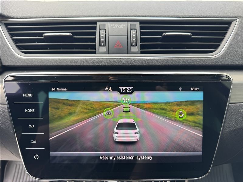 Škoda Superb 2,0 TDI DSG STYLE DPH 1.maj ČR - fotka 39 z 50