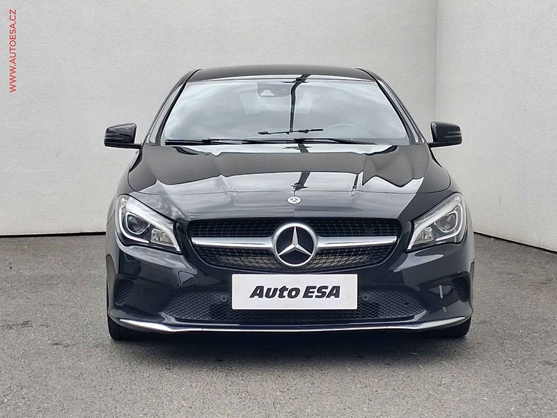 Mercedes-Benz CLA (2019) 2.2CDi CLA200, AT, LED, navi - fotka 2 z 21