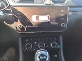 Škoda Superb 2,0 TDI 4x4 DSG KOUPENO CZ - náhled 18