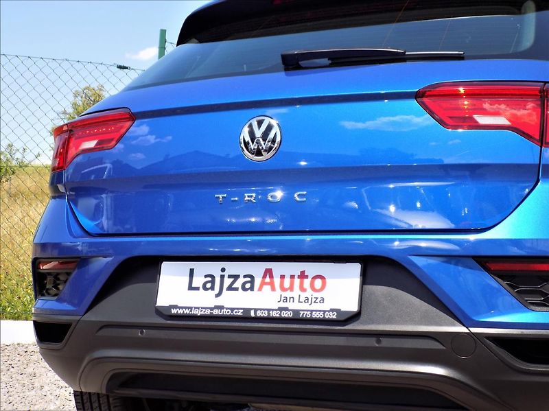 Volkswagen T-Roc 1,6 TDi 85 kW,  servisní kniha - fotka 10 z 27