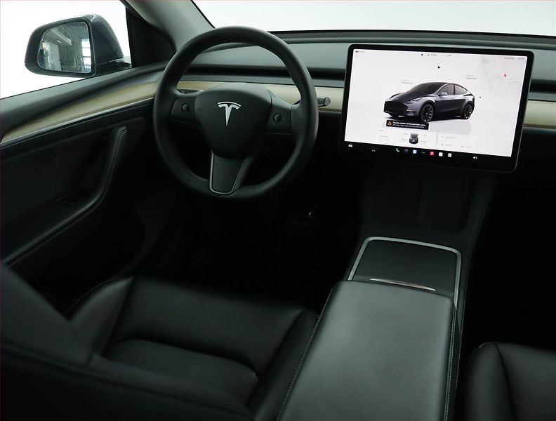 Tesla Model Y (2022) Long Range AWD 79kWh, SoH 92% - fotka 7 z 20
