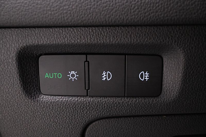 Škoda Octavia 2,0 TDI 110 KW DSG STYLE Záruk - fotka 27 z 31