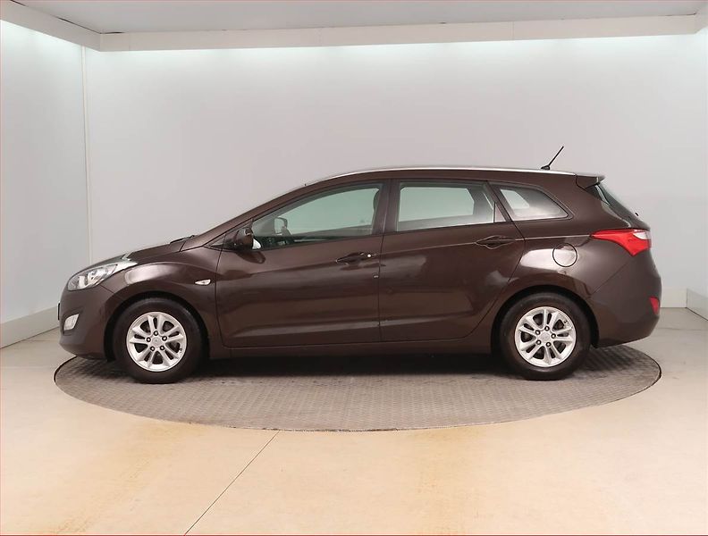 Hyundai i30 (2016) 1.6 GDI, Tempomat - fotka 3 z 15