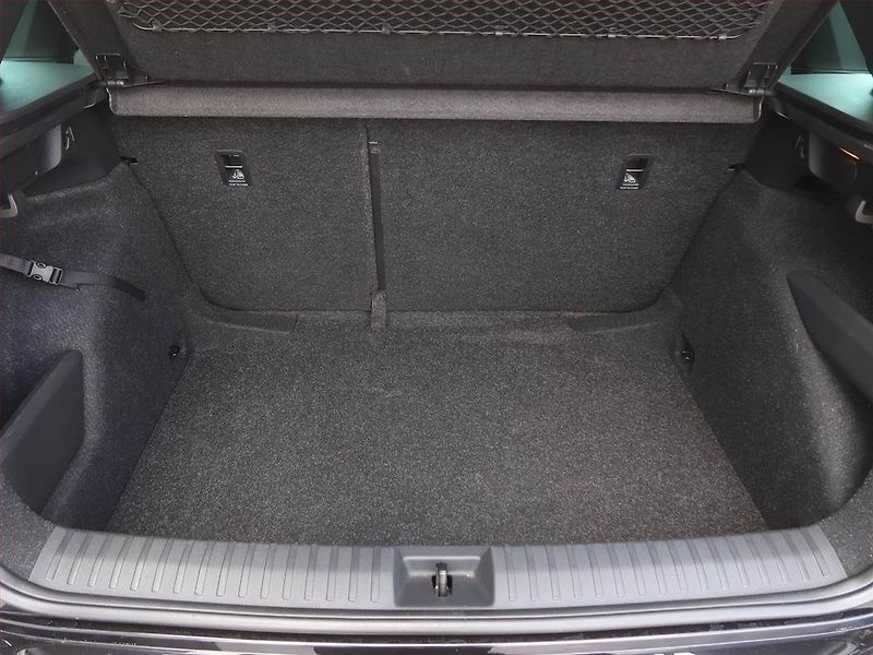 Škoda Kamiq (2023) Style 1.0 TSI, Serv.kniha - fotka 12 z 15