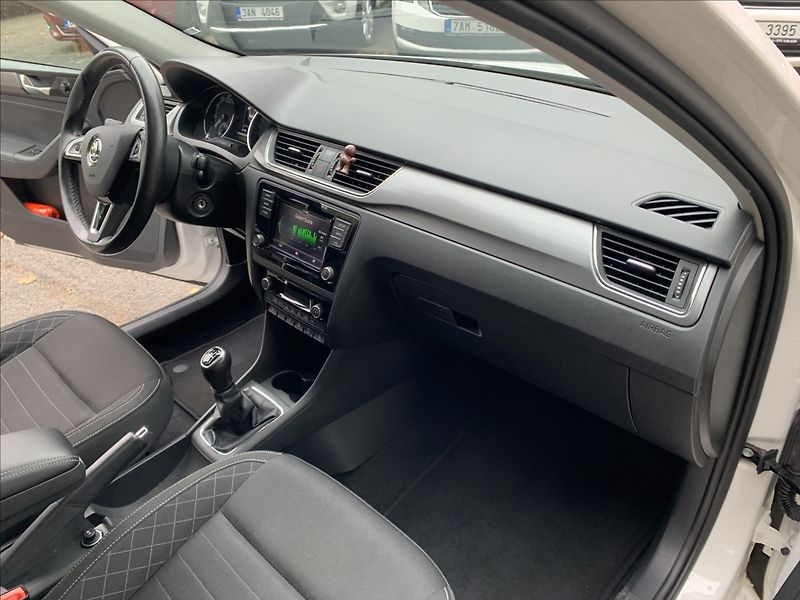 Škoda Rapid 1,0 TSI 81KW STYLE,ČR,SERVISKA - fotka 11 z 20