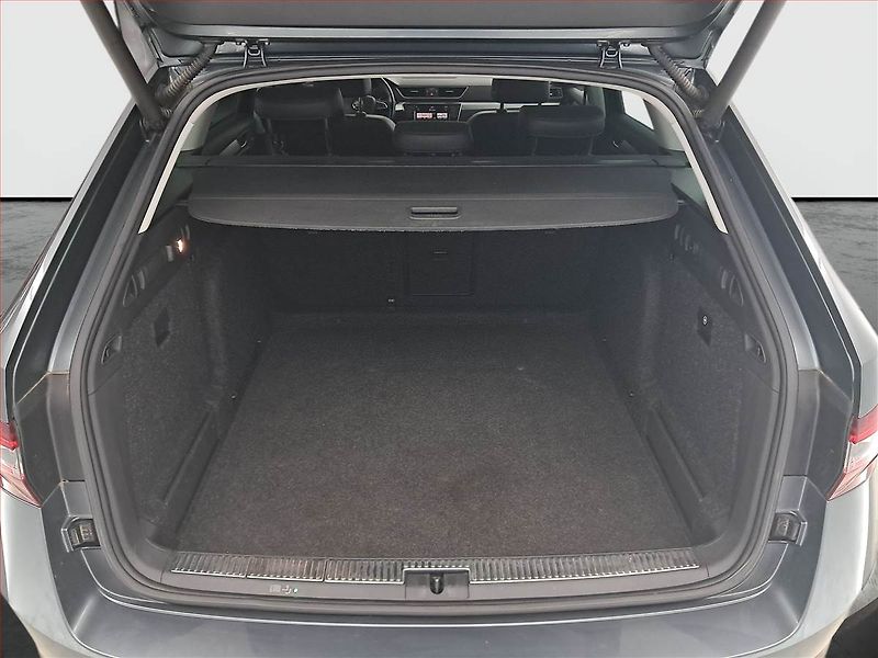 Škoda Superb (2017) 2.0 TDI, Kůže, Navi, Tempomat - fotka 14 z 19