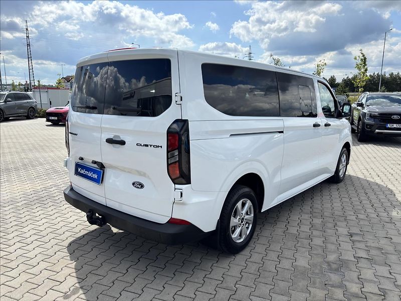 Ford Transit Custom 2,0 EcoBlue 100kW Trend L2 - fotka 5 z 43