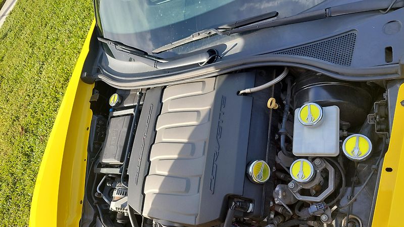 Chevrolet Corvette (2019) C7 3LT SKLADEM, ihned k odběru - fotka 34 z 45