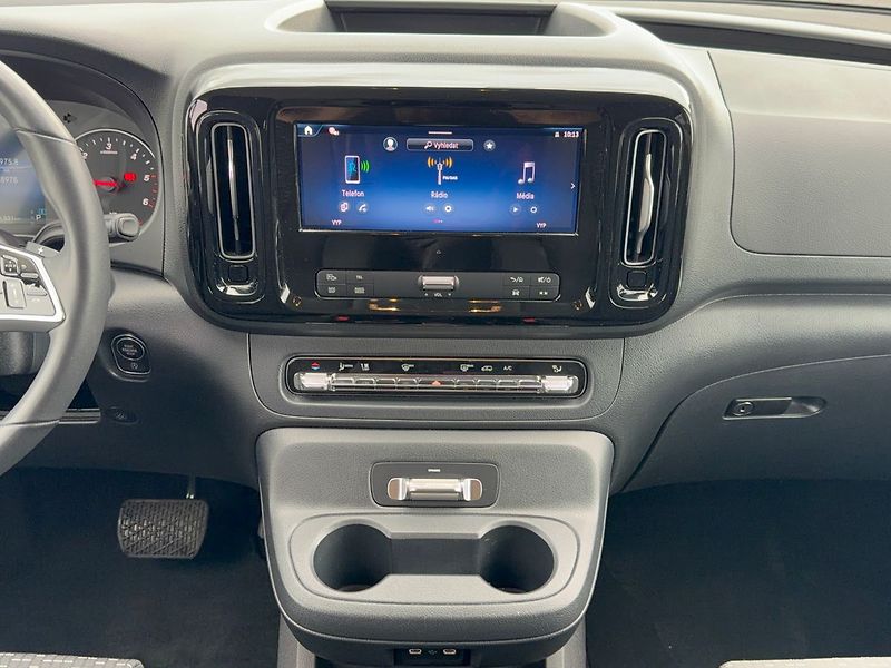 Mercedes-Benz Vito 114 CDI Tourer Select  L RWD - fotka 19 z 35