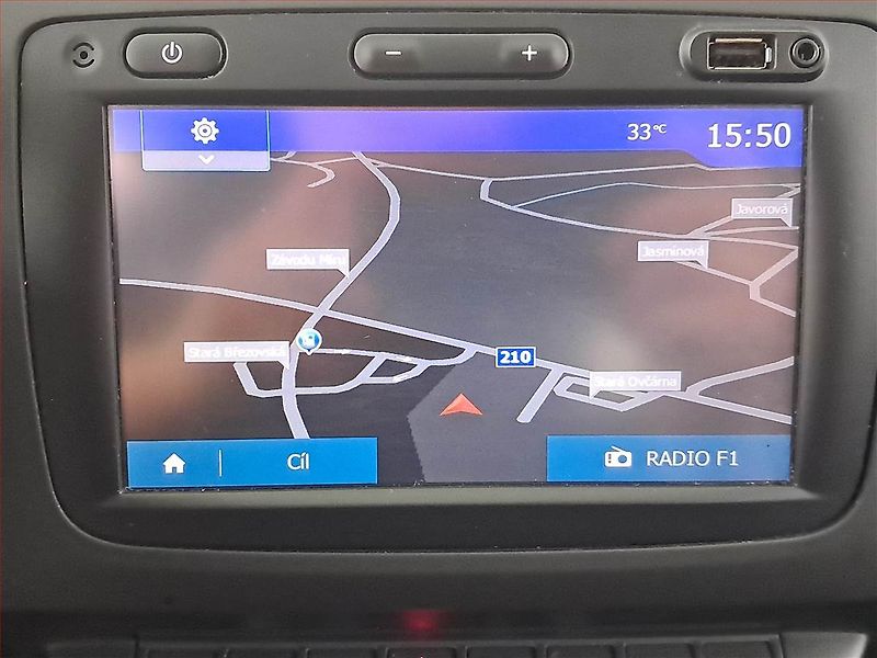Dacia Duster (2019) 1.6 SCe, Navi, Tempomat - fotka 13 z 16
