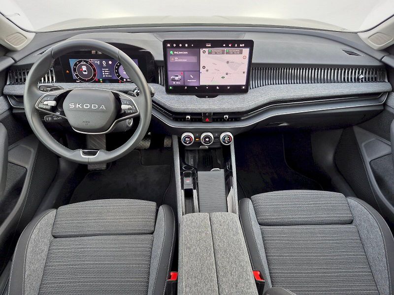 Škoda Superb (2025) Selection 2.0 TDI 110kW DSG - fotka 5 z 31