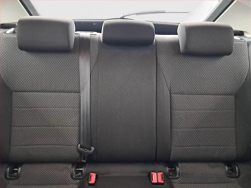 Škoda Octavia (2013) 1.2 TSI, po STK, jezdí výborně - fotka 10 z 16