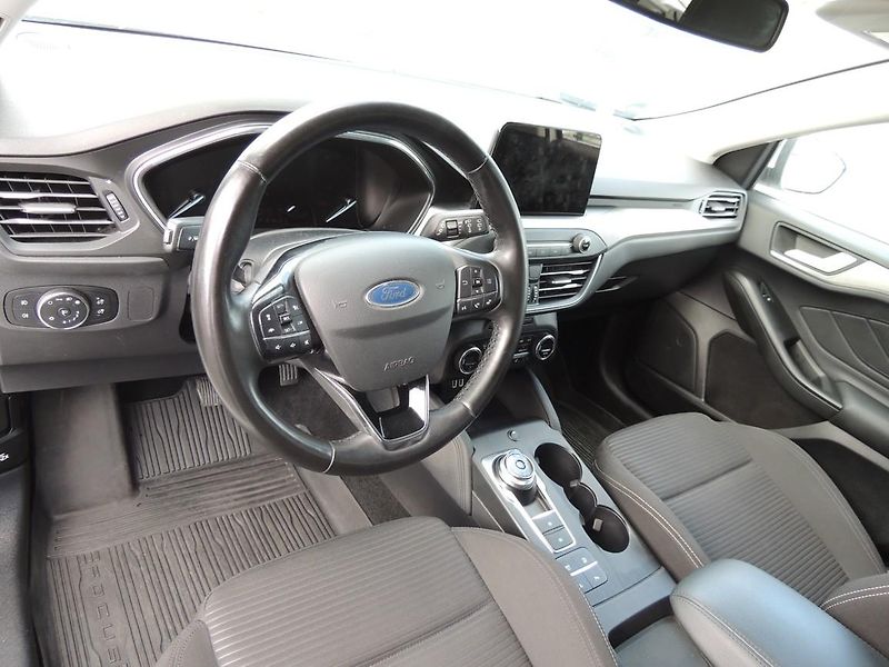 Ford Focus (2022) 1.5TDCi,88kw,Titanium,automat - fotka 21 z 62