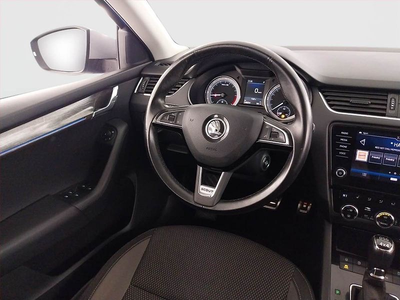 Škoda Octavia (2018) Scout 2.0 TDI, 4X4, Automat - fotka 7 z 23
