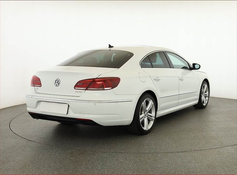 Volkswagen CC (2015) R-line 2.0 TDI, Serv.kniha - fotka 5 z 18