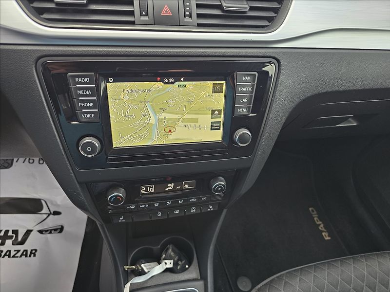 Škoda Rapid 1,0 TSi Drive NAVI ALU - fotka 18 z 39