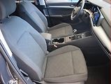 Volkswagen Golf (2024) Limited 2.0 TDI - náhled 9