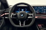 BMW Řada 5 540d xDrive Touring - náhled 13