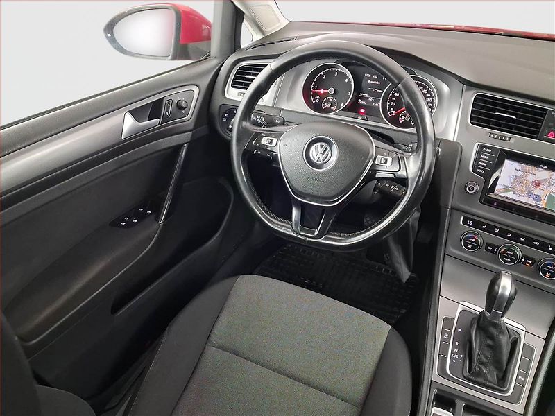 Volkswagen Golf (2014) 1.6 TDI, Automat, Navi - fotka 7 z 19